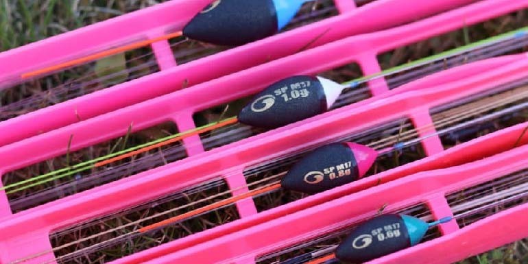 Monter une Ligne de Pêche à la Roubaisienne pour l’Étang : Guide Complet